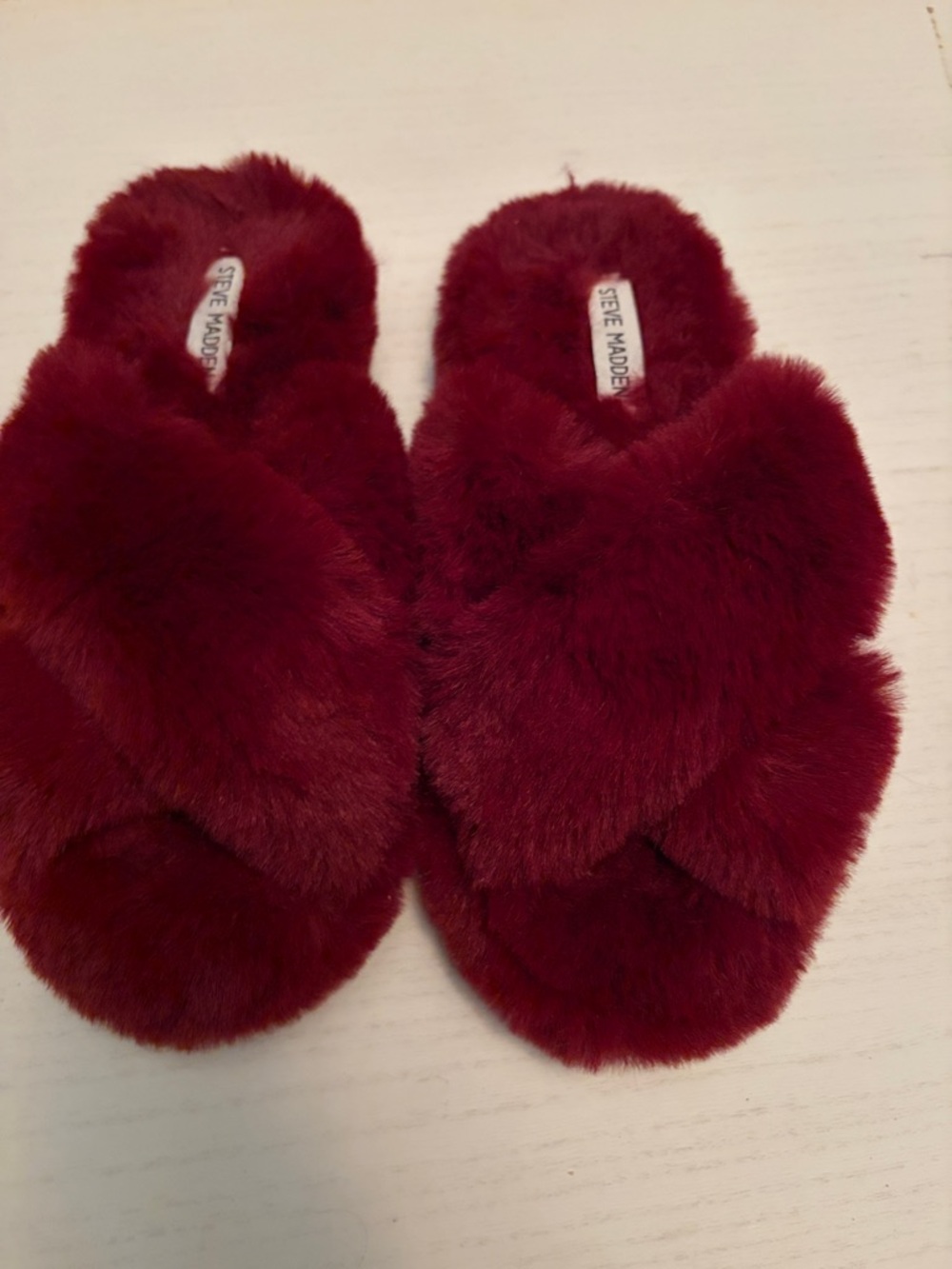 Steve Madden Plush Crisscross Fuzzy Slides in Burgundy
